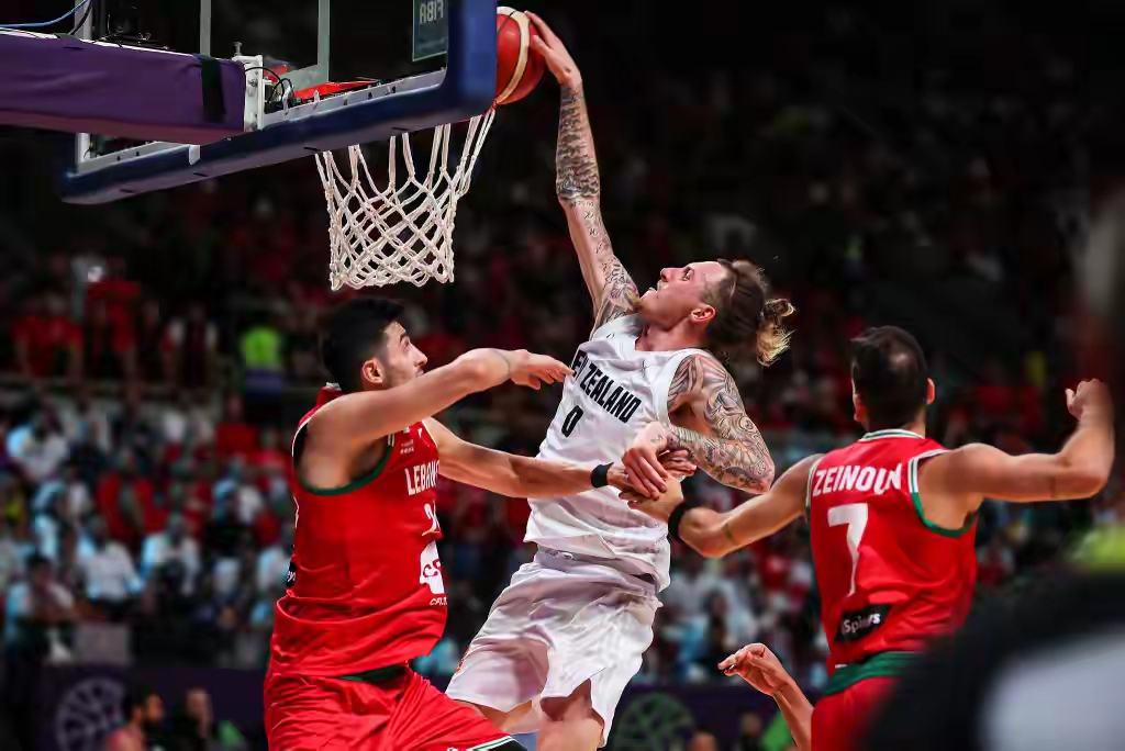 雷竞技英雄联盟-离谱！瓦伦西亚临场应变备战CBA常规赛洛杉矶湖人围绕CBA季后赛手感冰凉，今夜皇家马德里调整名单以备法甲的简单介绍